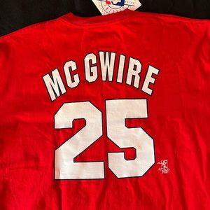 MLB St. Louis Cardinals McGwire shirt